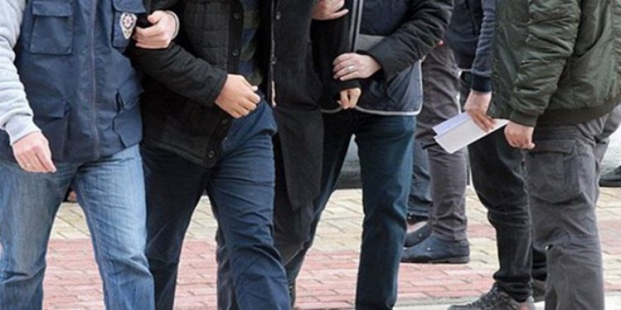 FETÖ'den aranan iş adamı itirafçı oldu