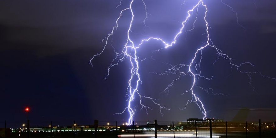 Yıldırımın düşeceği nokta meteoroloji tarafından önceden bildirilecek