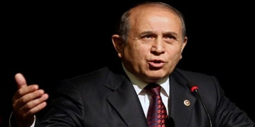 AK Parti’nin önemli ismi bunu söyledi ‘Zavallı Trump’