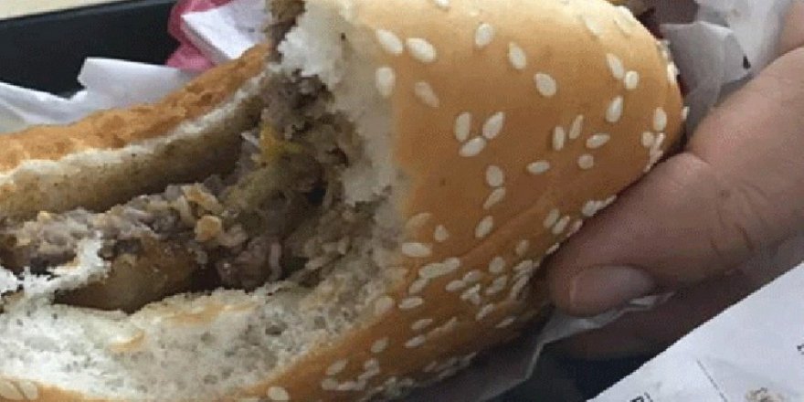 Burger King'de mide bulandıran görüntü!