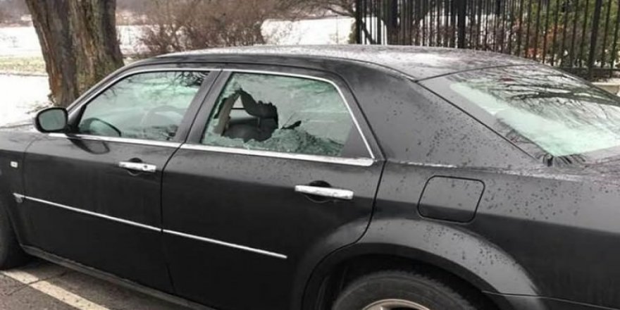 Türkiye'nin Stockholm Büyükelçilik aracına alçak saldırı!