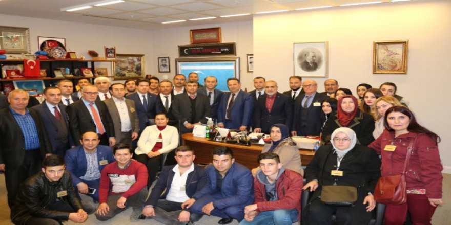 Cumhurbaşkanı Başdanışmanı Topçu: Ankara ile düşmanlığı tercih edenler....