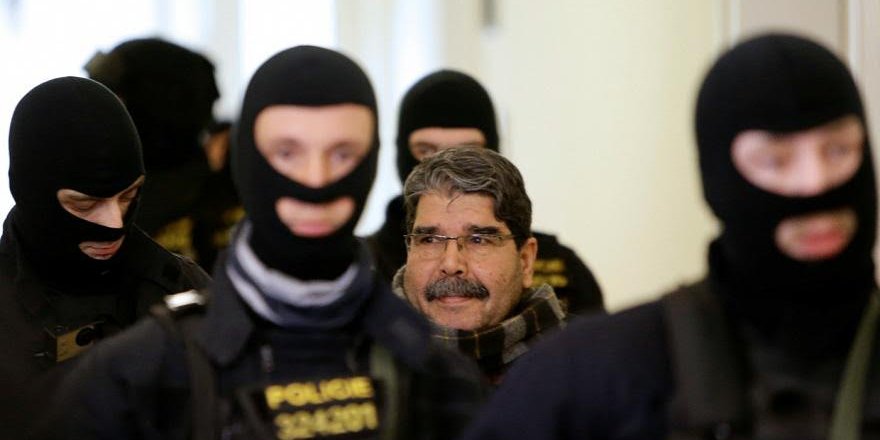 Salih Müslim: "İnterpol ile bağlantıdayım. Hiçbir sorunum yok"