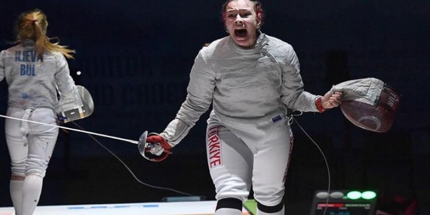 Deniz Selin Ünlüdağ tarihe geçti!