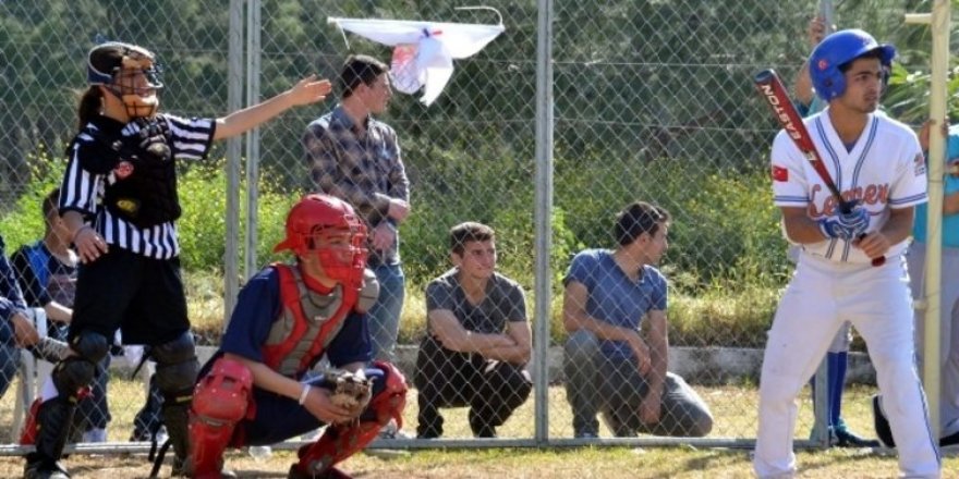 Türkiye Beyzbol Ligi maçları başladı