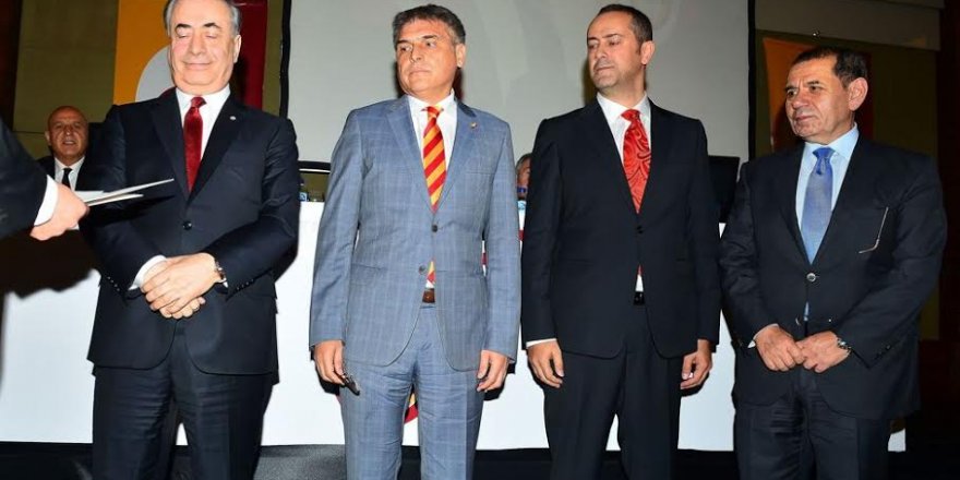 Galatasaray taraftarı  "Mustafa Cengiz" dedi