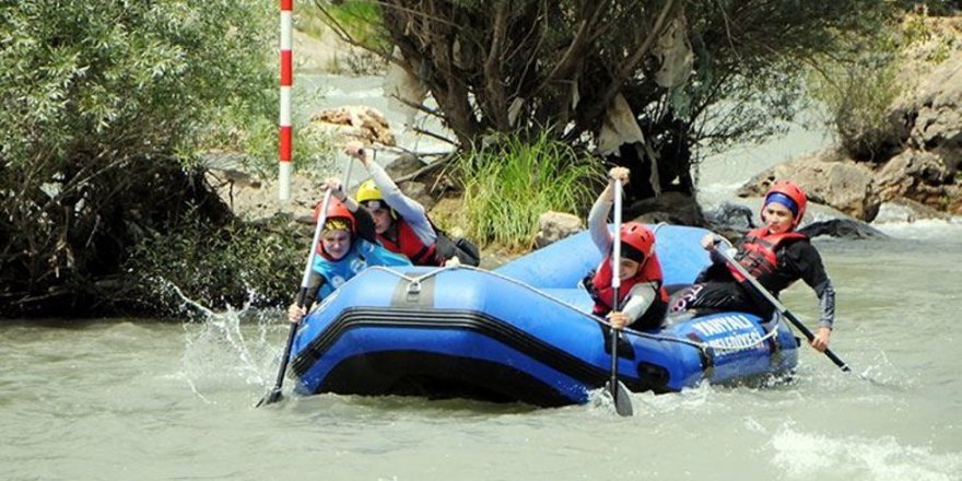 Tunceli'deki Rafting Türkiye Şampiyonası sona erdi