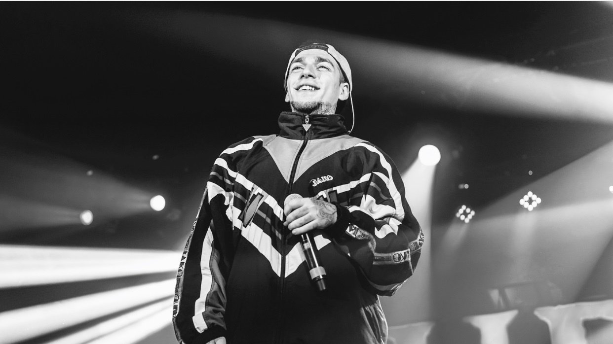 Ünlü rapçi 'Ezhel'e 10 yıl hapis istemi