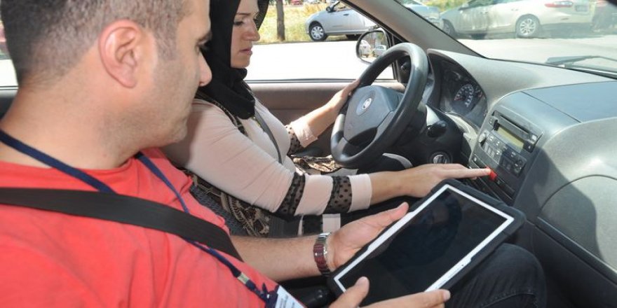 Ehliyet sınavında tablet dönemi başladı