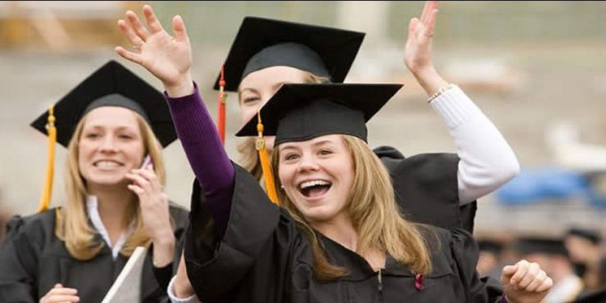 9 bin 77 öğrenci bu yıla mahsus mezun edildi