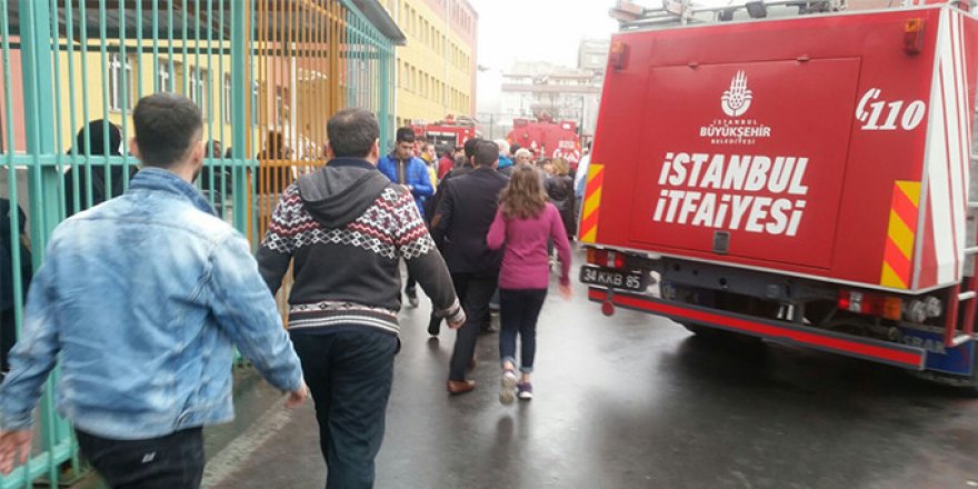 Okulda yangın paniği! Öğrenciler tahliye ediliyor