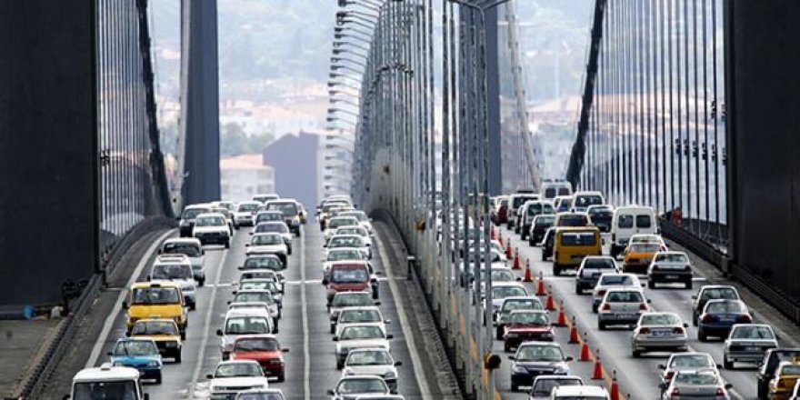 15 Temmuz Şehitler Köprüsü'nde zincirleme kaza