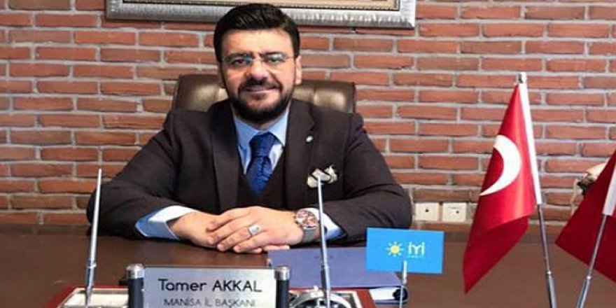 İYİ Parti'den istifa etti... Erdoğan rozet takacak!