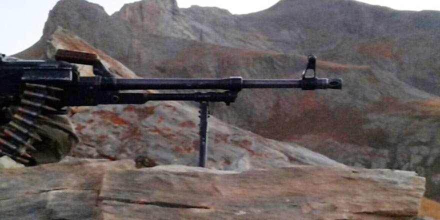 Çukurca'da PKK'lı teröristlerden taciz ateşi: 2 askerimiz yaralı