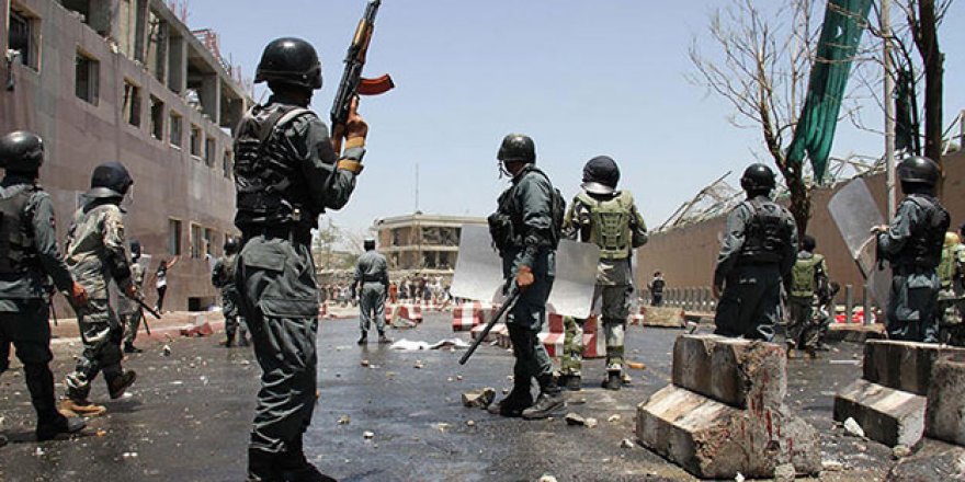 Afganistan'da bombalı saldırı: 5 ölü
