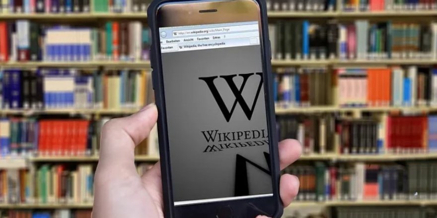 Wikipedia 2,5 yıl sonra erişime açıldı