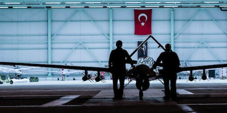 Bayraktar'dan dikkat çeken paylaşım: Her daim hazırız