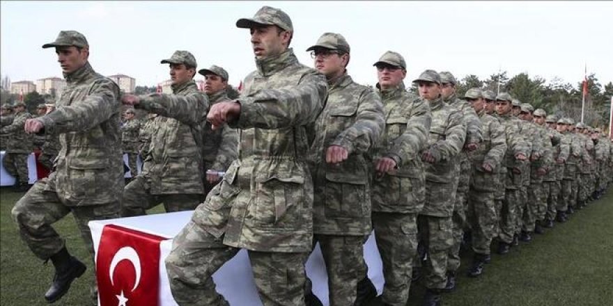 Kasım ayı sevk tarihleri ertelendi! Askerlik 1 ay uzadı mı?