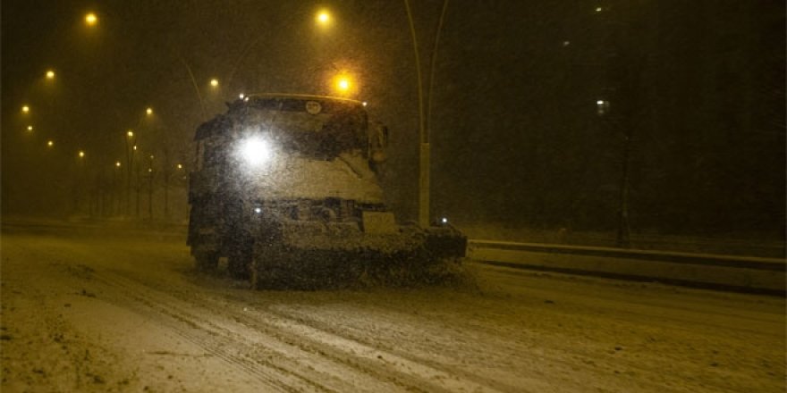 Başkent mart ayında beyaza büründü