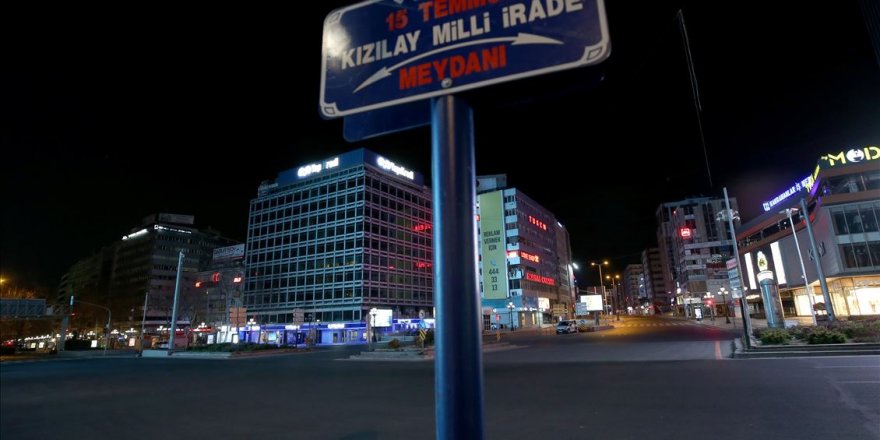 Başkent, sokağa çıkma kısıtlamasının başlamasıyla hayalet şehre döndü