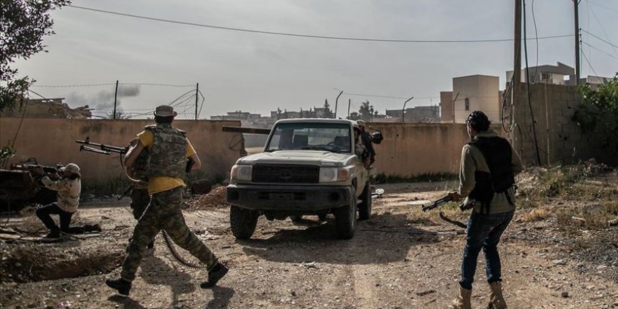Libya ordusunun Trablus'un güneyindeki ilerleyişi sürüyor