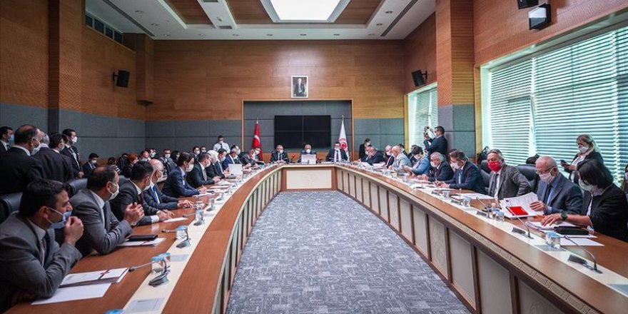 Rekabetin Kanunu'nda değişiklik öngören AK Parti teklifi komisyonda kabul edildi