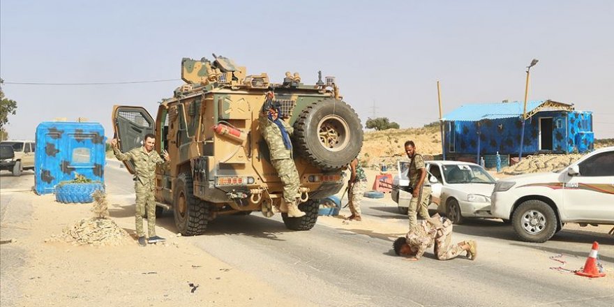 Libya ordusu Beni Velid kentine girdi