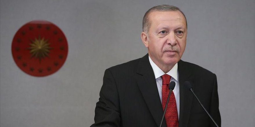Cumhurbaşkanı Erdoğan şair Zarifoğlu ve Karakoç'u andı
