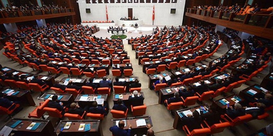 Hukuk davalarına ilişkin maddeler içeren yargı paketi TBMM Genel Kurulunda görüşülüyor