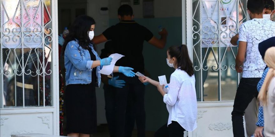 YKS'nin 'Alan Yeterlilik Testi' oturumu bitti 15:45'de YDT başlayacak