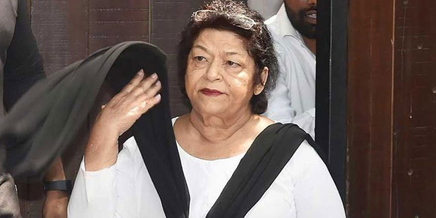 Hindistan'ın ünlü kareografı Saroj Han hayatını kaybetti