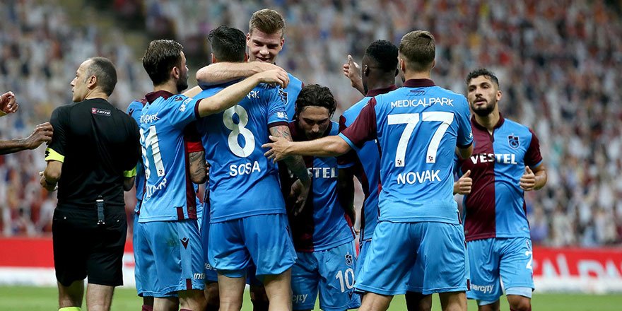 Trabzonspor zirve takibini devam ettiriyor!