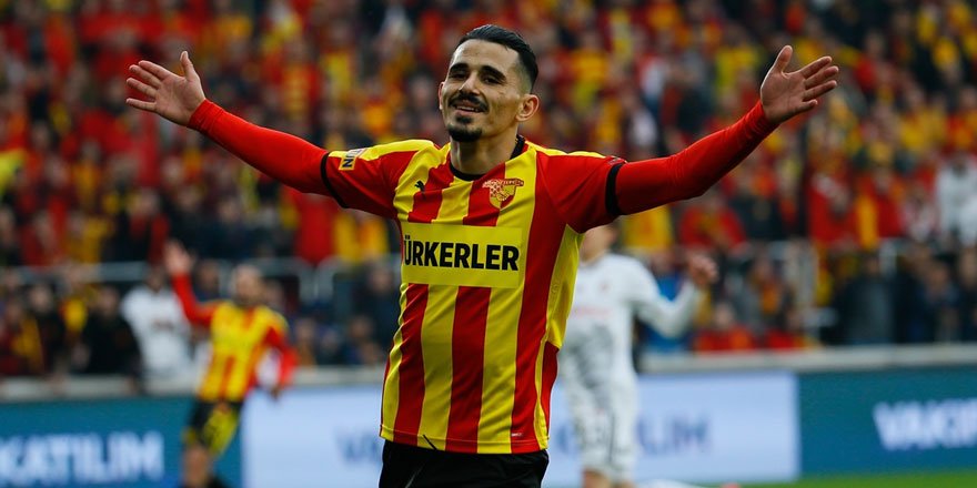 Göztepeli Serdar Gürler'in sol dizinde çapraz bağ yırtığı tespit edildi
