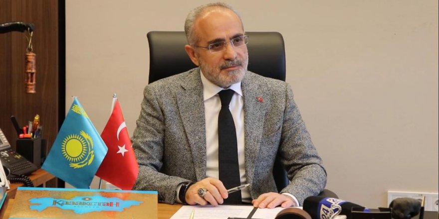 Cumhurbaşkanı Başdanışmanı Topçu Kazakistan'ın Liter Gazetesine mülakat verdi