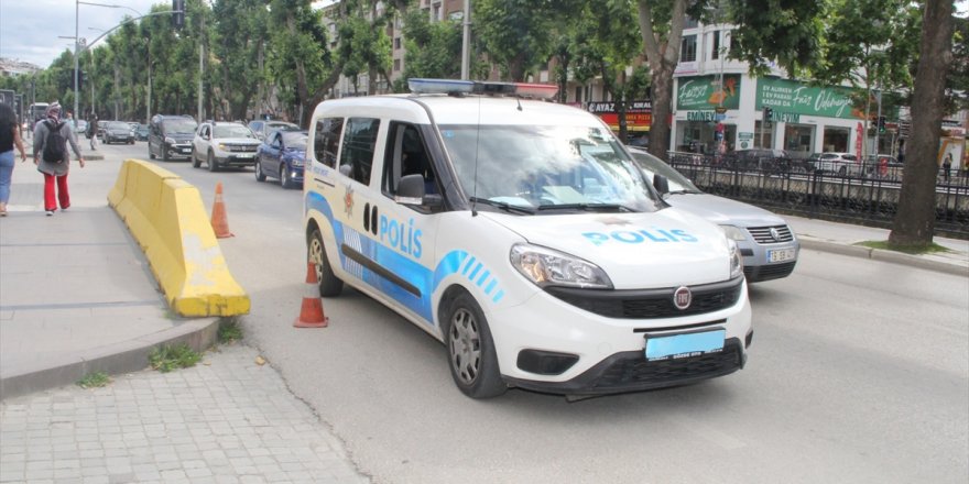 Telefonla konuşan polis memuruna ceza kesildi