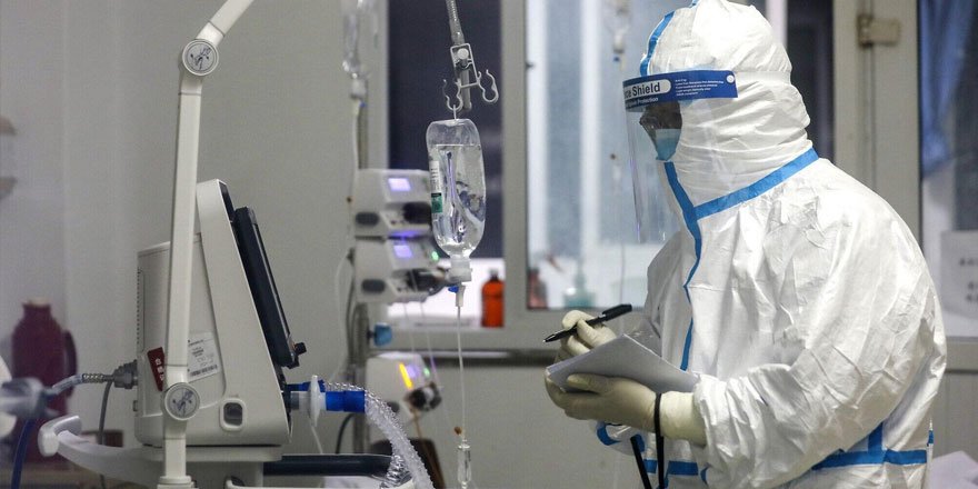 İran'da 23 günlük bebek Kovid-19'dan hayatını kaybetti