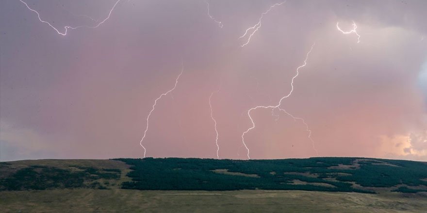 Doğu Anadolu'da 5 ilde gök gürültülü sağanak bekleniyor!