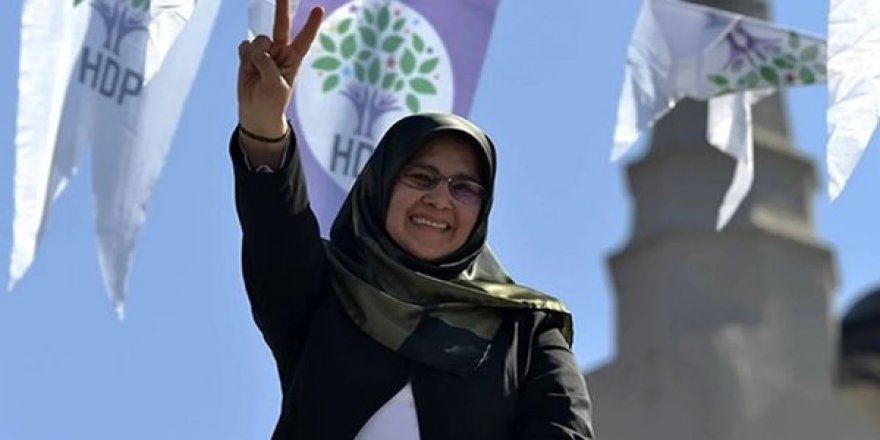 HDP’li vekil Tuma Çelik'in tecavüz ettiği kadını ‘şikayet etme’ diye HDP’li kadın vekili Hüda Kaya ikna etmeye çalışmış!