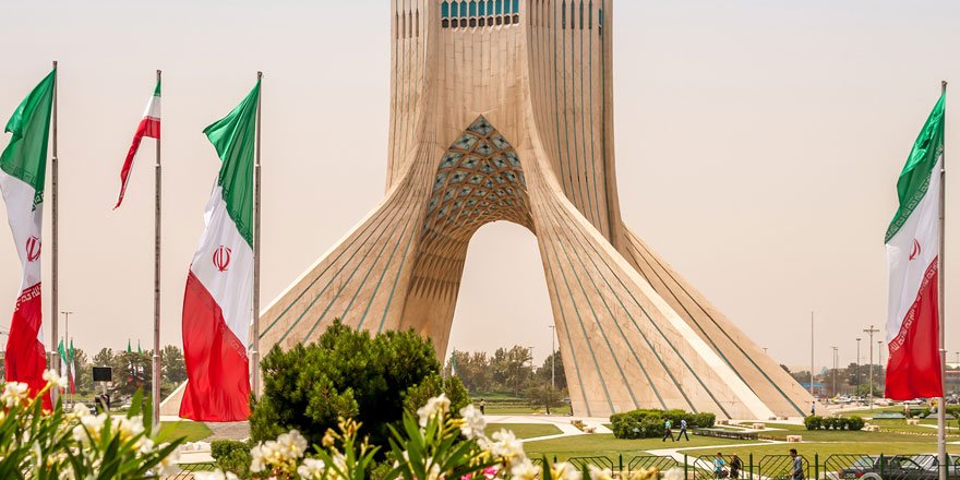 İran'da 3 gence verilen idam cezası tekrar gözden geçirilecek