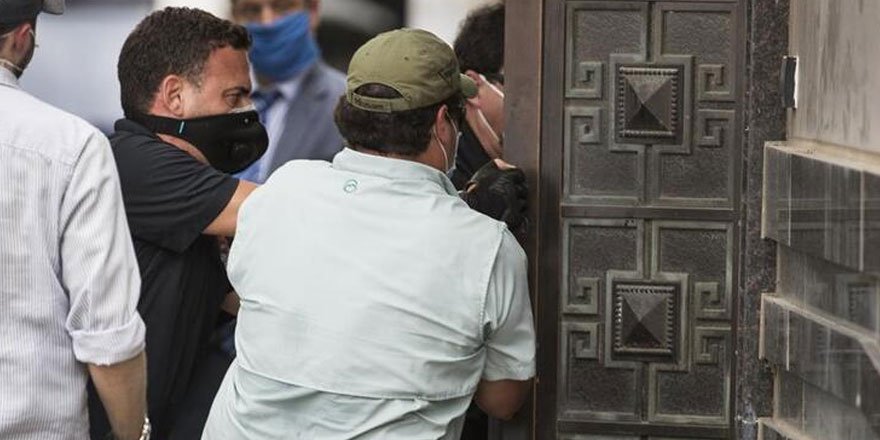 ABD Çin'deki Çıngdu Başkonsolosluğunu kapattı!