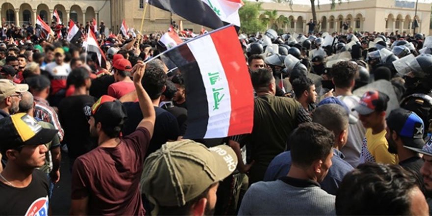 Irak'ta protesto gösterileri yine alevlendi: 2 ölü