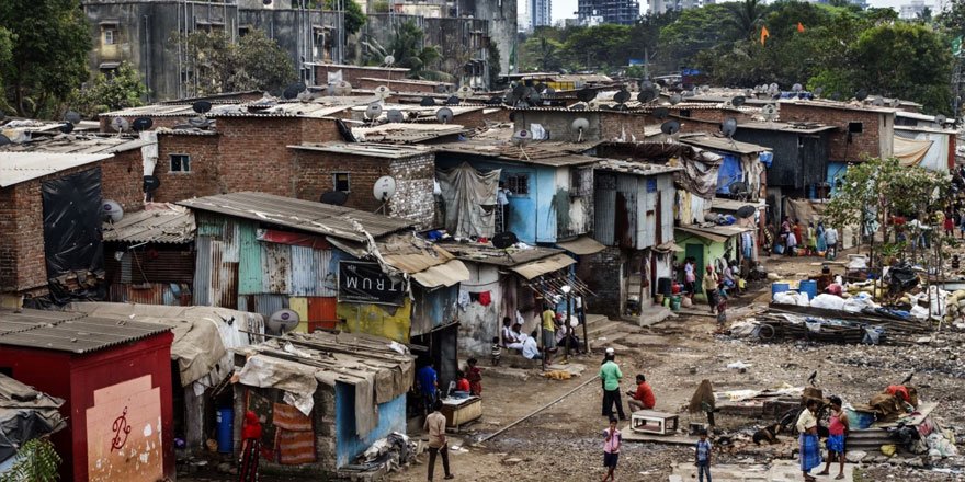 Mumbai'de gecekondu da yaşayanların yarısından fazlasının Kovid-19 testleri pozitif çıktı!