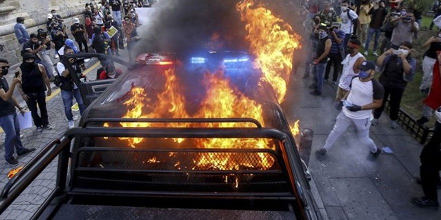 Meksika'da ABD'ye su verme isyanı! Hükümet binası ateşe verildi