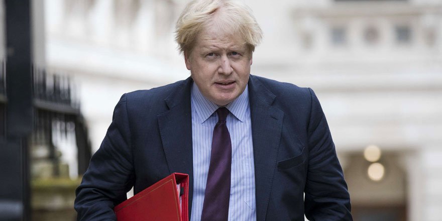 İngiltere'de koronavirüs kısıtlamalarına geri dönüleceği açıklandı!