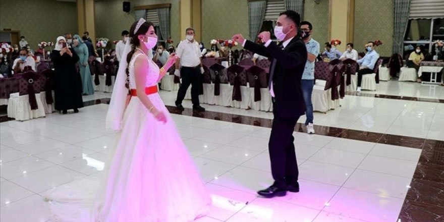 Düğünden sonra rahatsızlanan gelinde koronavirüs çıktı