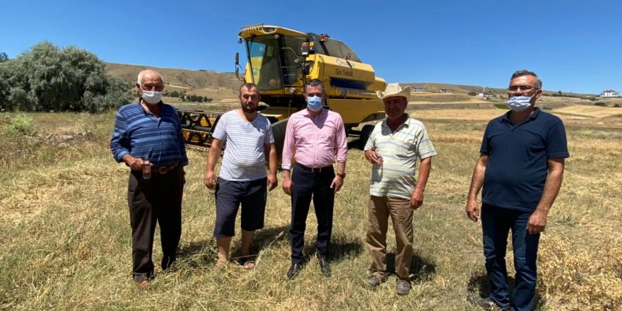 Pursaklar Belediye Başkanı Ertuğrul Çetin çiftçileri ziyaret etti!