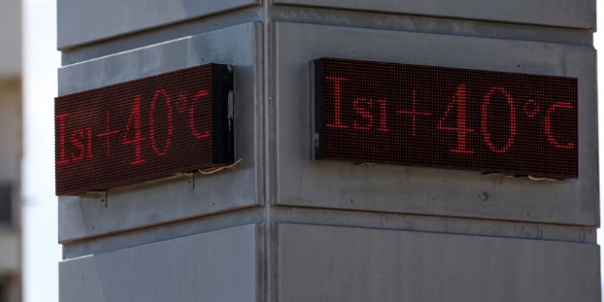 Antalya'da termometreler 40 dereceyi gösterdi