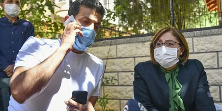 Bakan Gül Duygu Delen'in babasıyla telefonda görüştü!