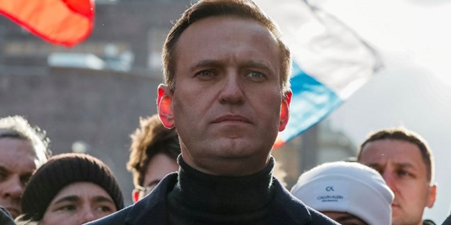 Rus muhalefet lideri Navalny zehirlenme şüphesiyle hastaneye kaldırıldı