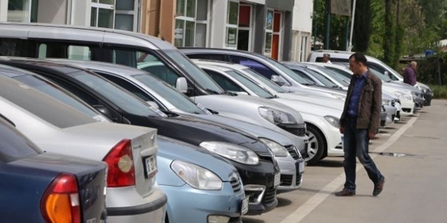 İkinci el oto piyasası 1 Eylül'e hazırlanıyor